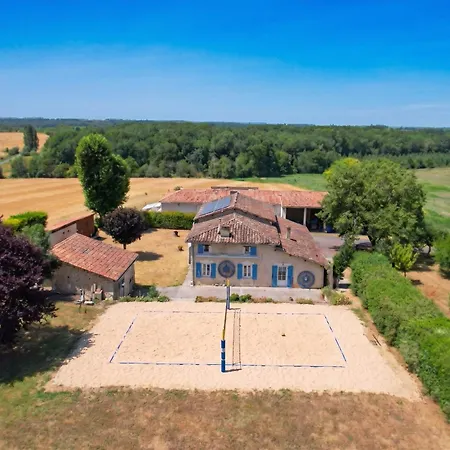 Villa So Chez Penet 16 - Piscine Exterieure - Volley - 1h De Bordeaux - 30p Berneuil (Charente)